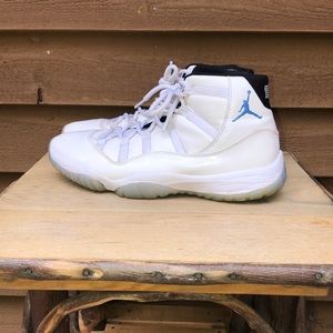 Air Jordan 11 retro white and light blue
